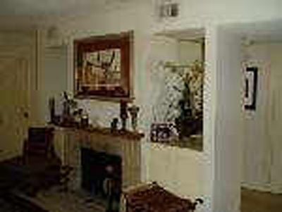 2078 Augusta Dr. 6/49 Living Room