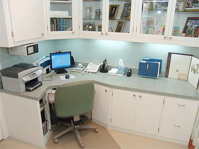 2604 Yorktown Place Home Office
