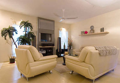 Living Room of 3780 Tanglewilde St. #609, Houston