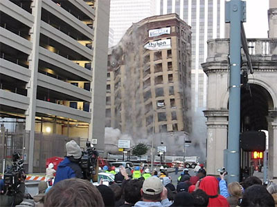 Implosion of the Montagu Hotel, Downtown Houston