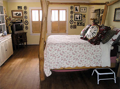 Bedroom at 7309 Greenbriar St., Braeswood, Houston