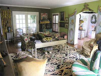 Living Room, 7309 Greenbriar St., Houston