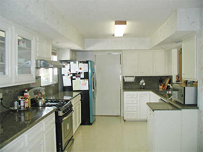 Kitchen of 12415 Perthshire Rd., Before