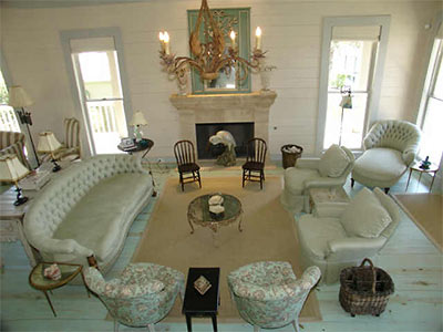 Living Room, 3310 Lanyard Pl., Laffiteâ€™s Cove, Galveston