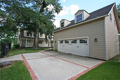 Neighborhood Guessing Game 16: Garage and Back Yard of 1504 N. MacGregor Way, Idylwood, Houston