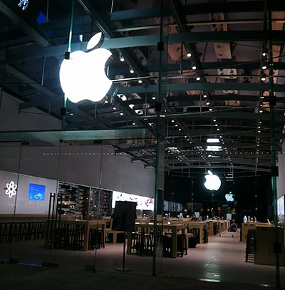 The Apple Store at Highland Village, in Houston, Texas.