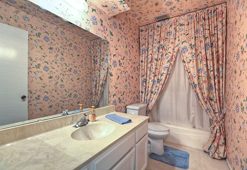 Bathroom, 12338 Braesridge Dr., Fondren Southwest, Houston