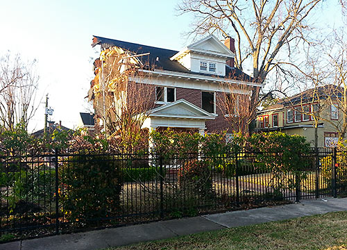 Demolition of Bullock-City Federation Mansion, 411 Lovett St., Avondale, Montrose, Houston