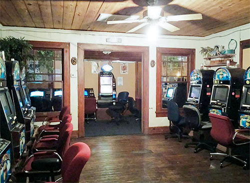 Interior, 412 Main St., La Marque, Texas