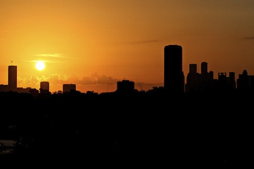 houston-skyline-sunrise