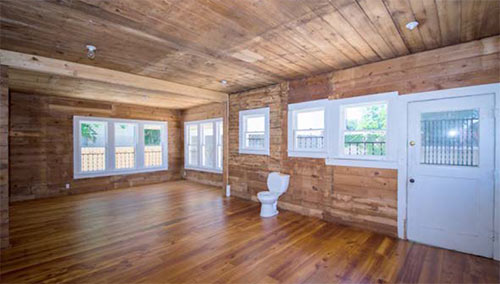 rustic-oak-interior-toilet
