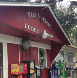 Villa Arcos Tacos, 3900 Navigation Blvd., East End, Houston, 77003