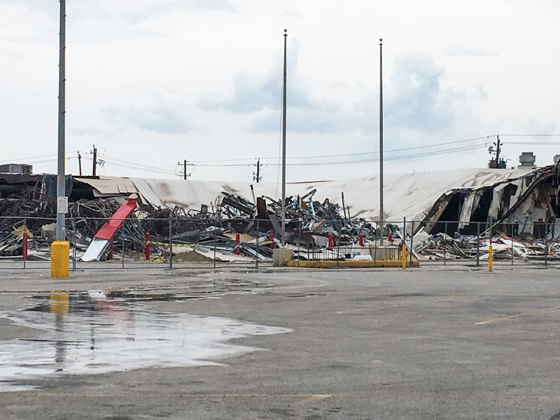 Demolition of Fiesta at 2300 N. Shepherd Dr., Houston Heights, Houston, 77008