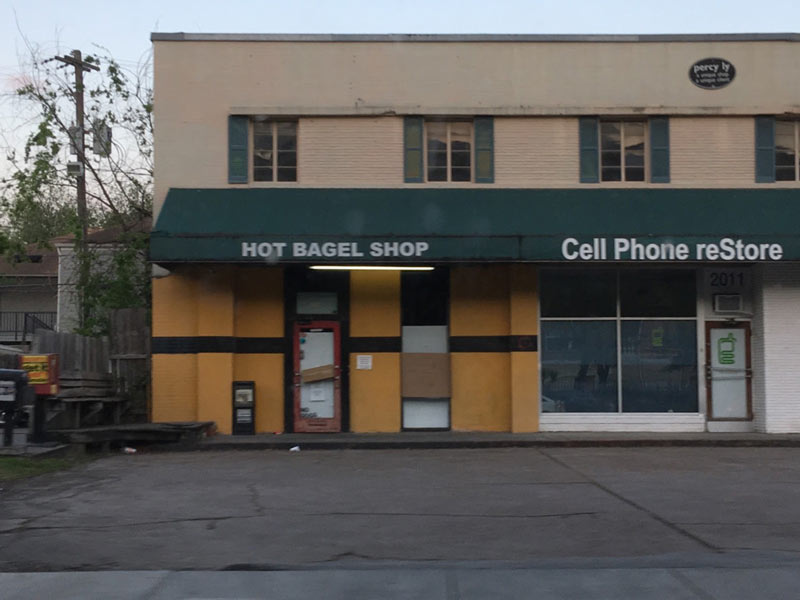 Former Hot Bagel Shop on S. Shepherd Dr., Vermont Commons, Houston, 77006