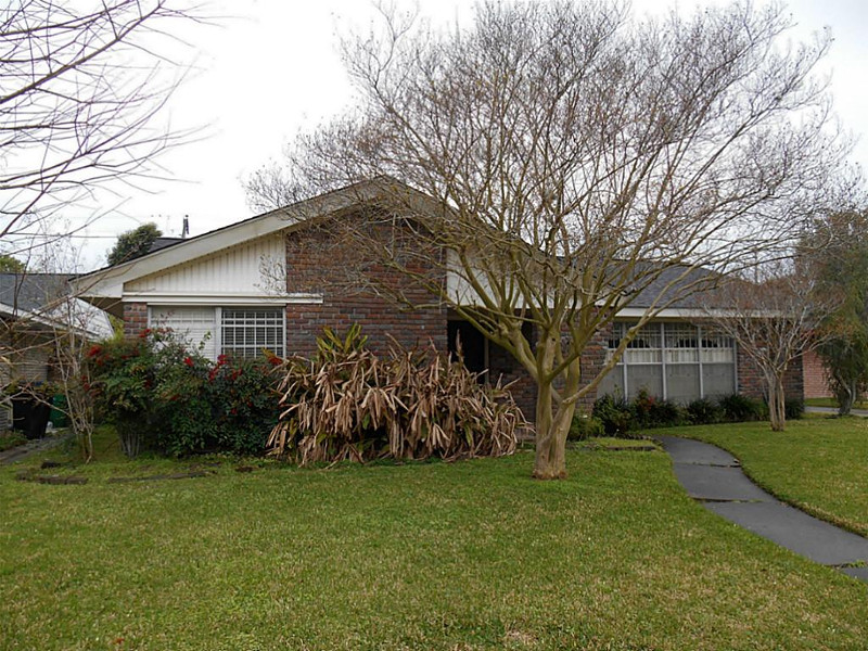 4023 N. Levonshire Dr., Woodshire